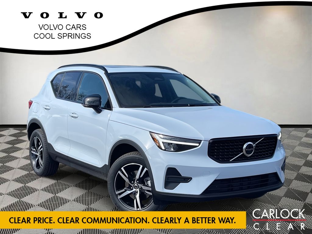 2026 Volvo XC40 SUV 