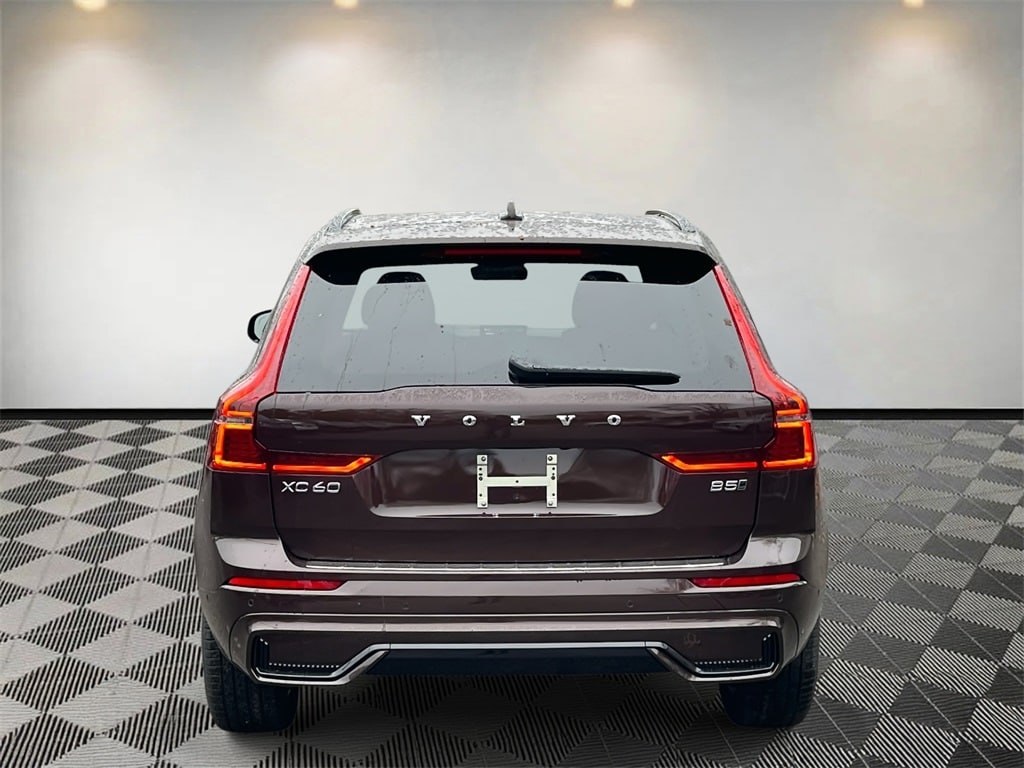 New 2026 Volvo XC60 B5 Plus SUV