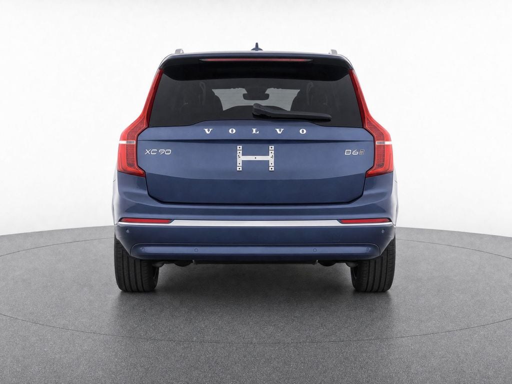 2026 Volvo XC90 Plus - Photo 6