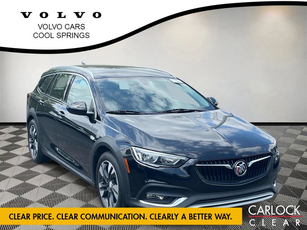 2018 Buick Regal TourX Essence