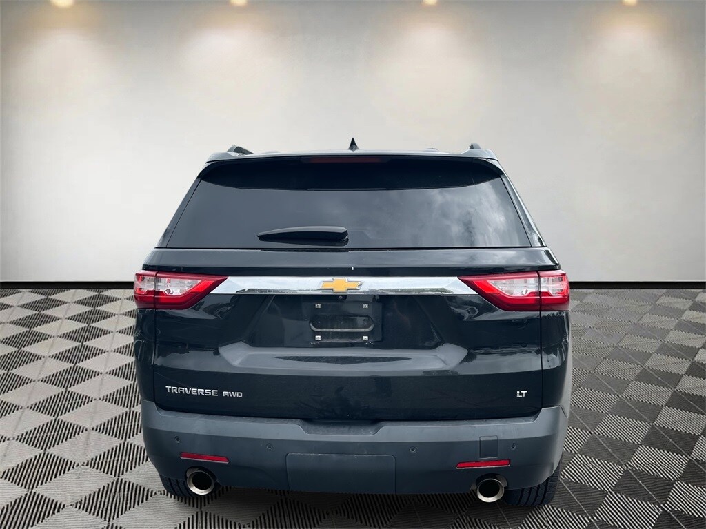2021 Chevrolet Traverse Leather photo 4