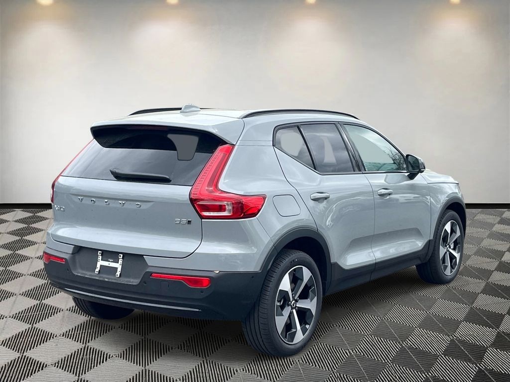 New 2026 Volvo XC40 B5 Plus SUV