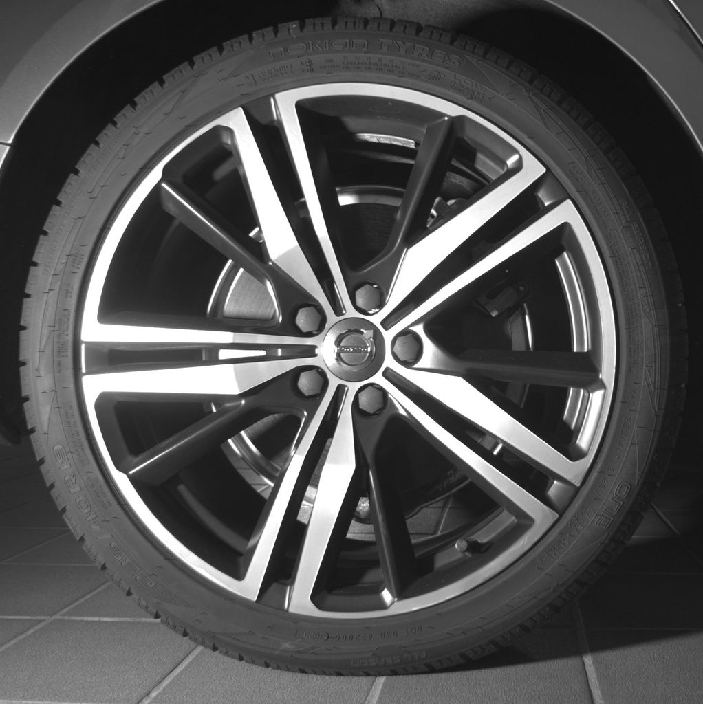 2021 Volvo V60 R-Design - Photo 20