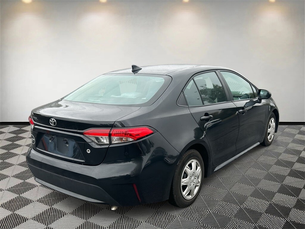 2021 Toyota Corolla L photo 3
