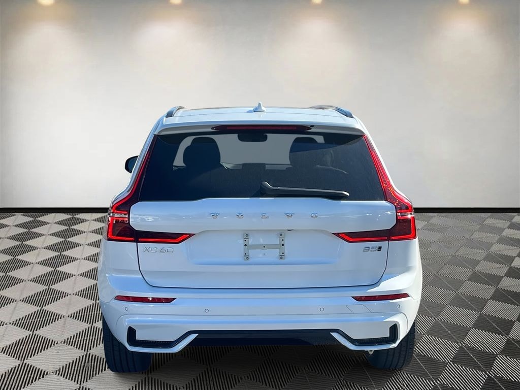 New 2026 Volvo XC60 B5 Plus SUV