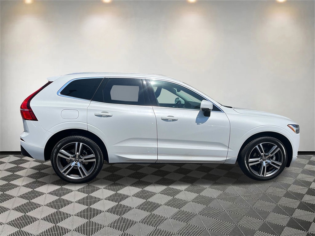 Used 2021 Volvo XC60 Momentum with VIN YV4102RK5M1804425 for sale in Brentwood, TN