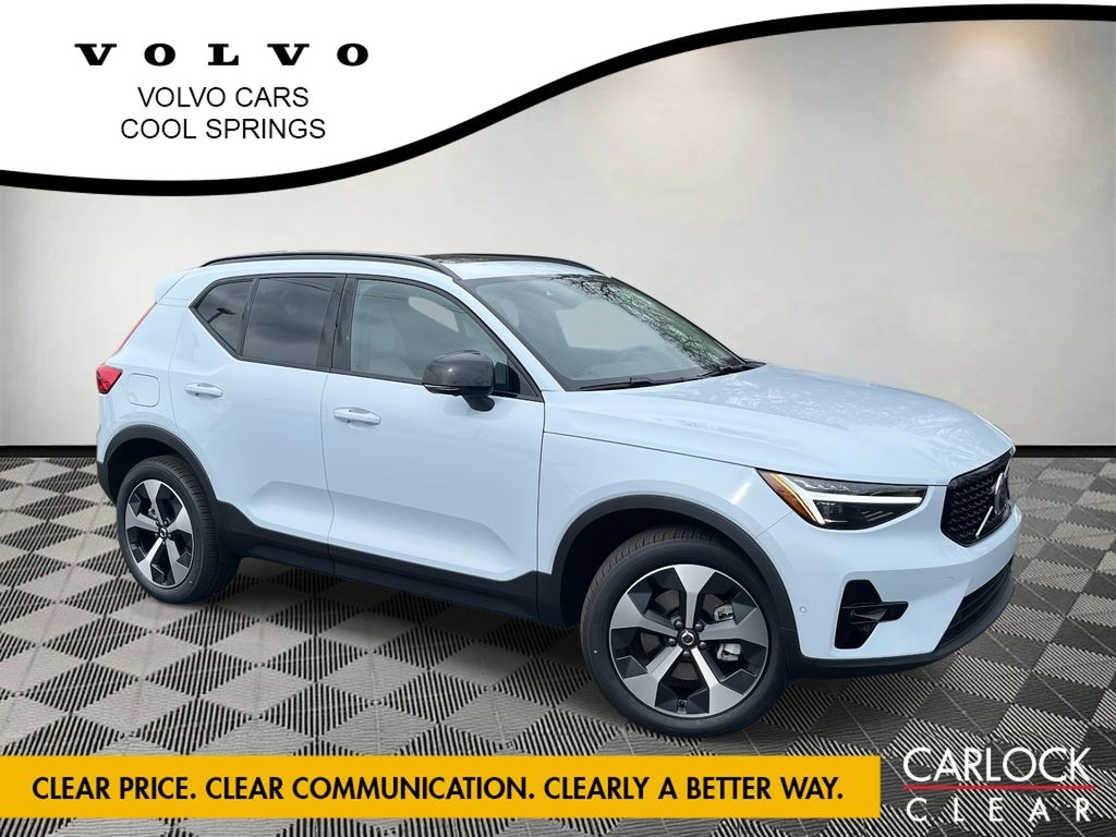 New 2026 Volvo XC40 B5 Plus SUV
