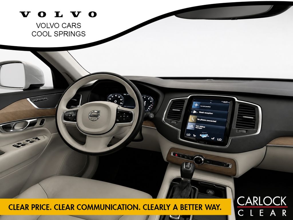 2022 Volvo XC90 T5 Momentum FWD's photo