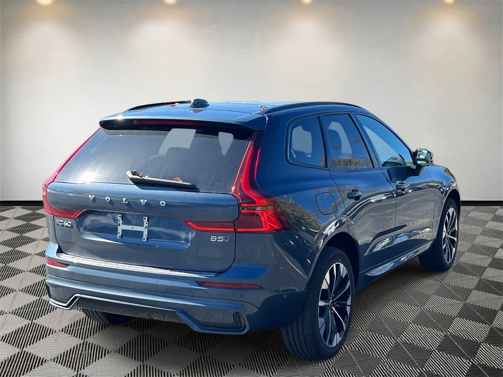 New 2026 Volvo XC60 B5 Plus SUV
