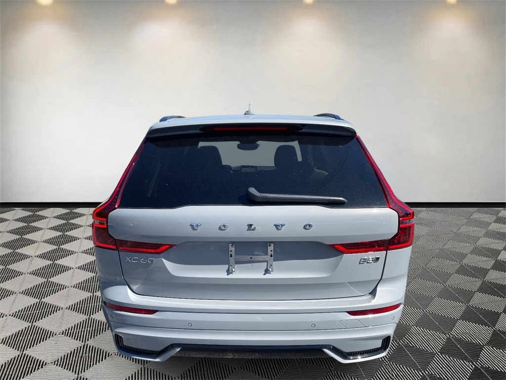 New 2026 Volvo XC60 B5 Plus SUV