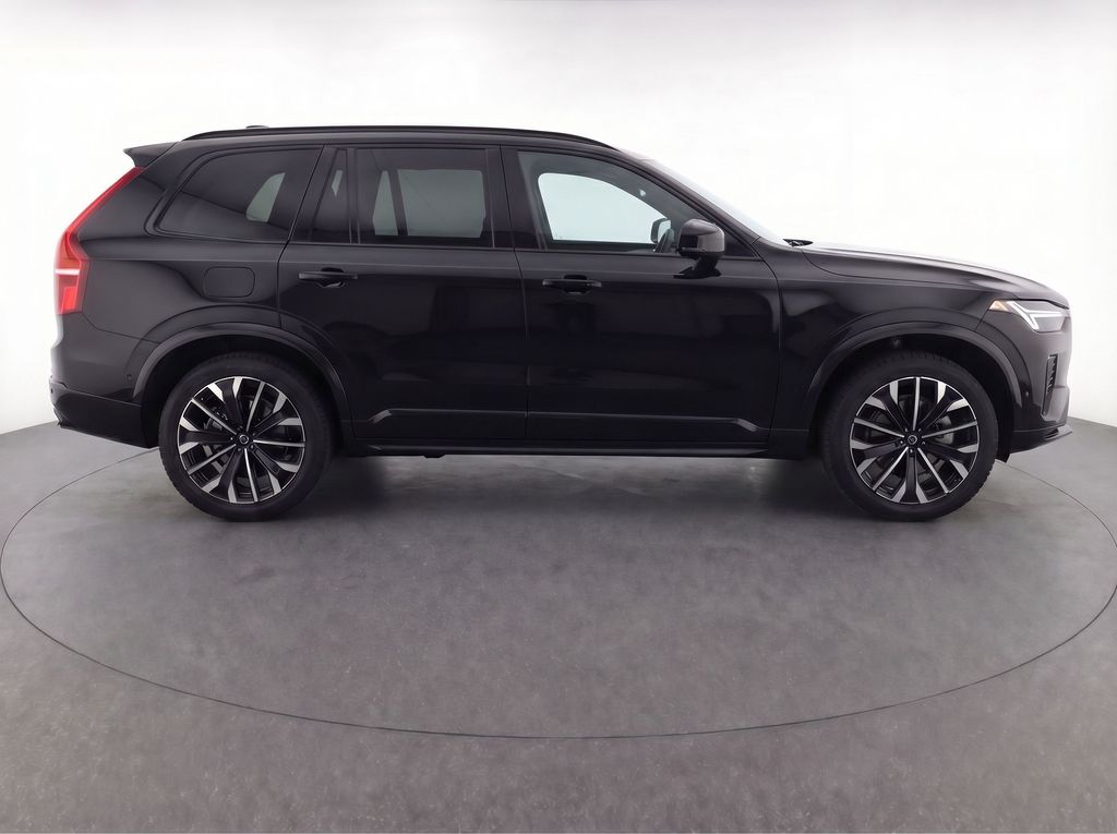 2026 Volvo XC90 Ultra - Photo 8