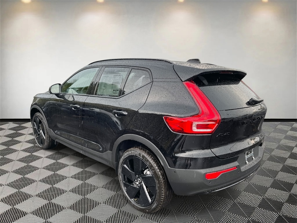 New 2026 Volvo XC40 B5 Ultra Black Edition SUV