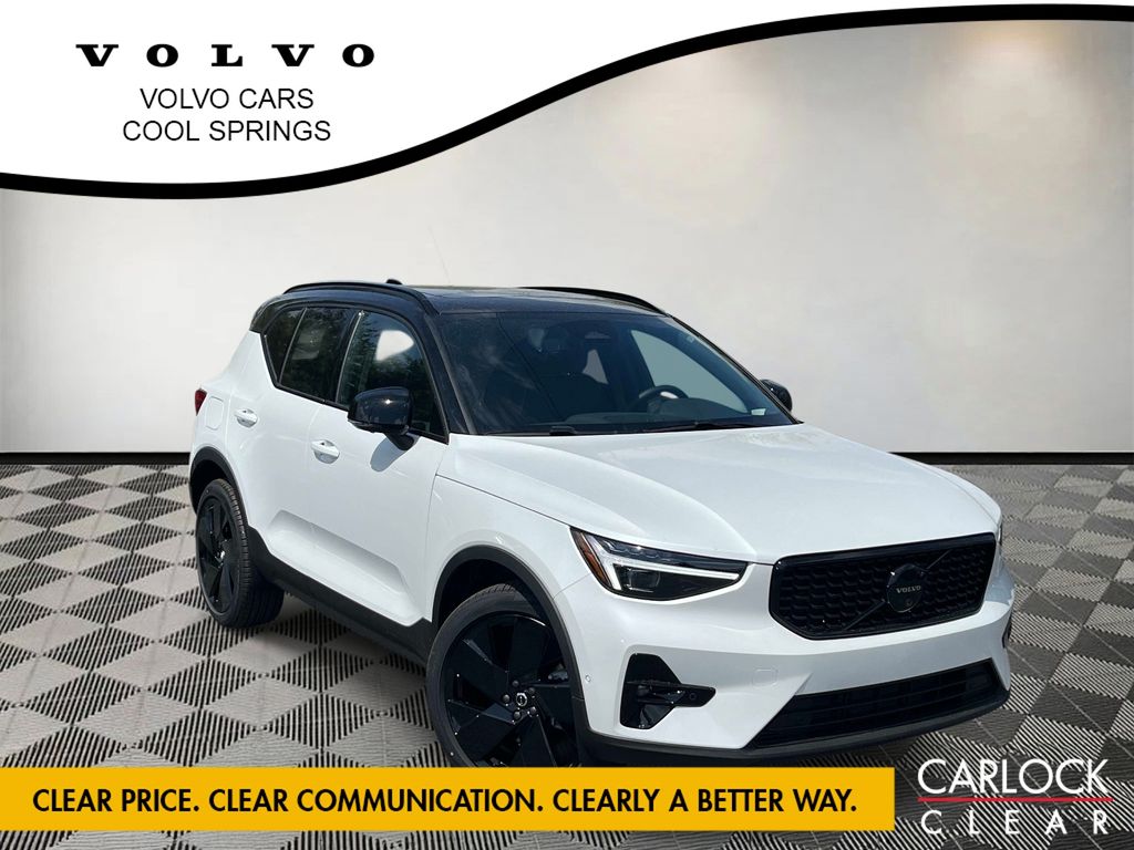 2026 Volvo XC40 SUV 