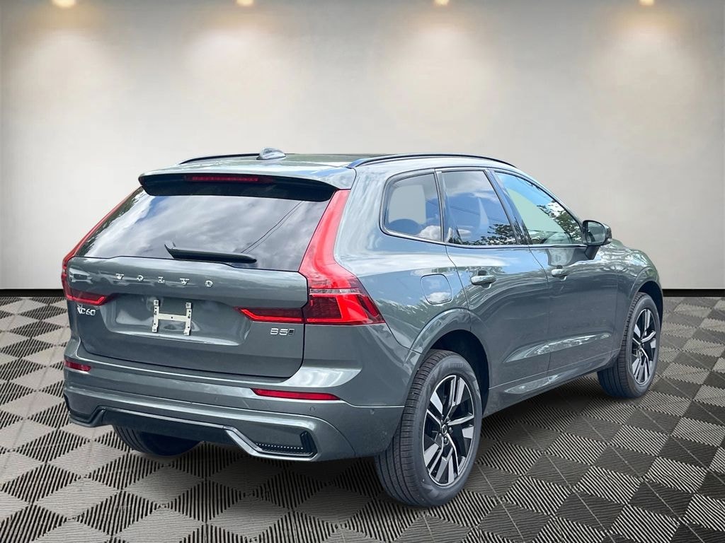 New 2026 Volvo XC60 B5 Plus SUV