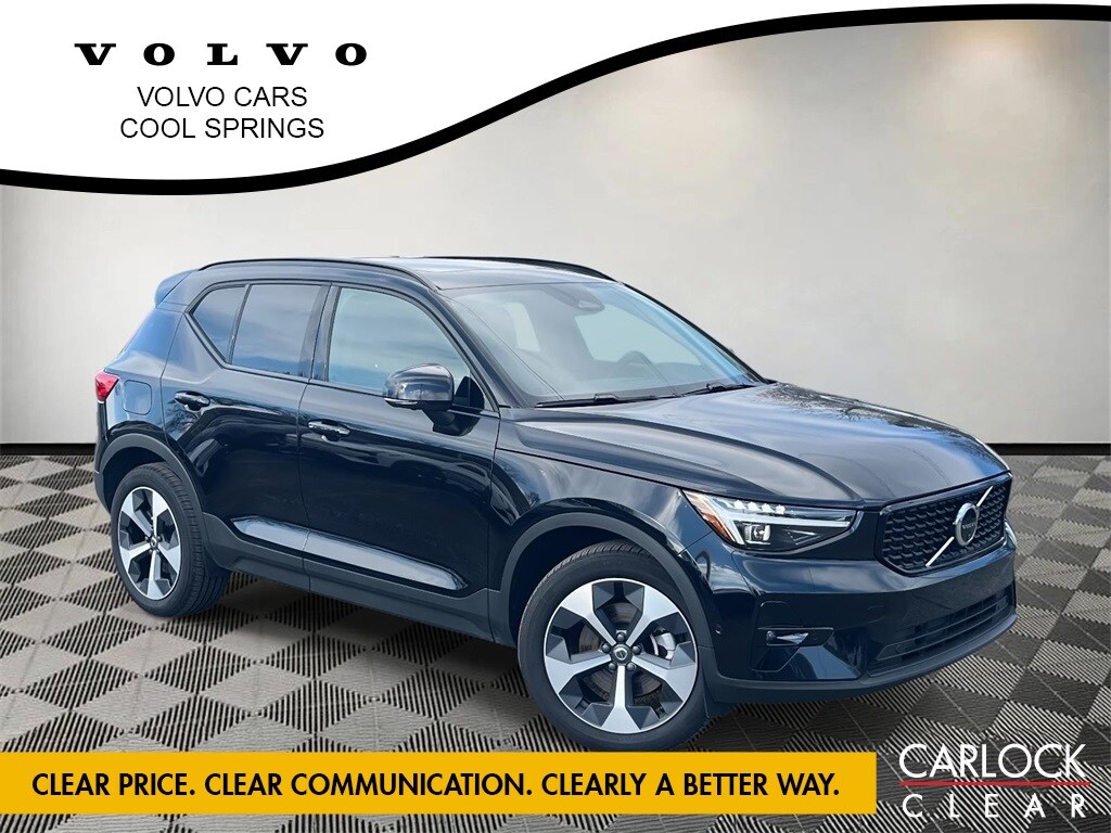 Certified 2025 Volvo XC40 B5 Plus Dark Theme SUV