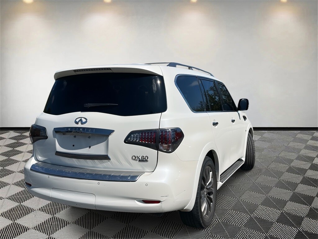 2017 Infiniti QX80 Limited photo 3