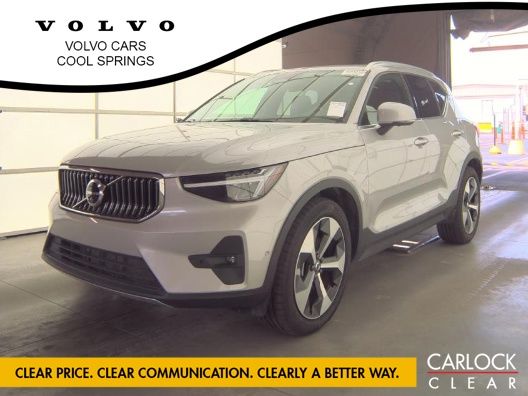 2025 Volvo XC40 B5 Plus Bright AWD's photo