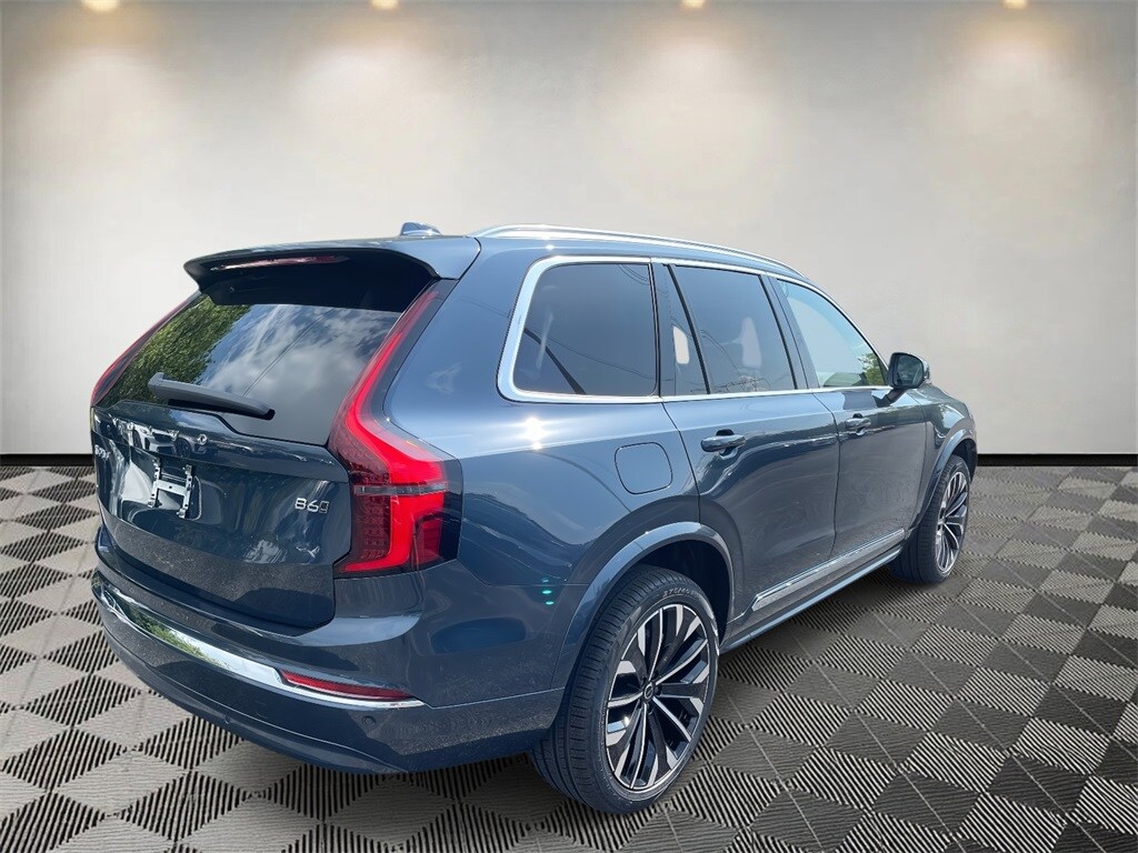2026 Volvo XC90 photo 3