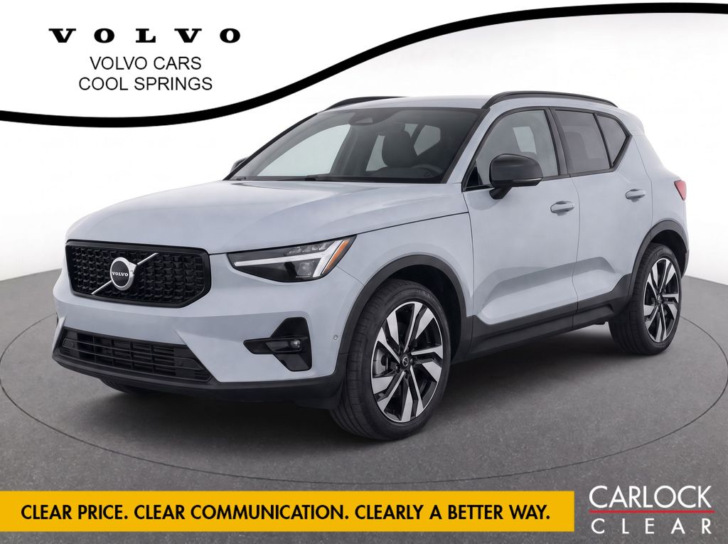 New 2026 Volvo XC40 B5 Ultra