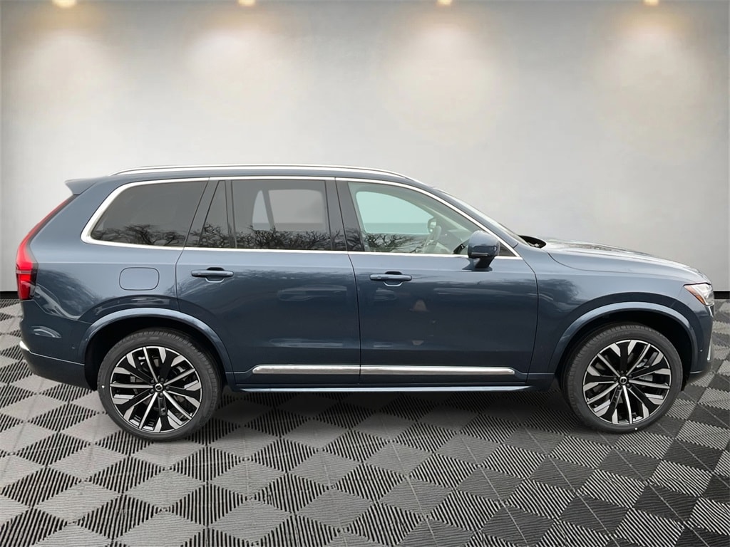 New 2026 Volvo XC90 plug-in hybrid T8 Ultra 7-Seater SUV