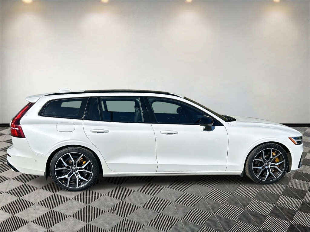 2024 Volvo V60 Recharge T8 Polestar photo 2