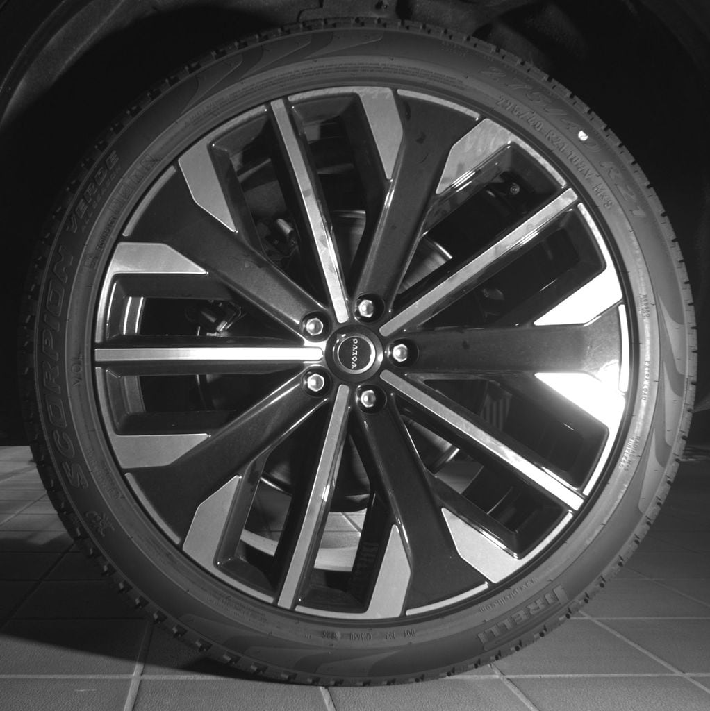 2026 Volvo XC90 Ultra - Photo 13