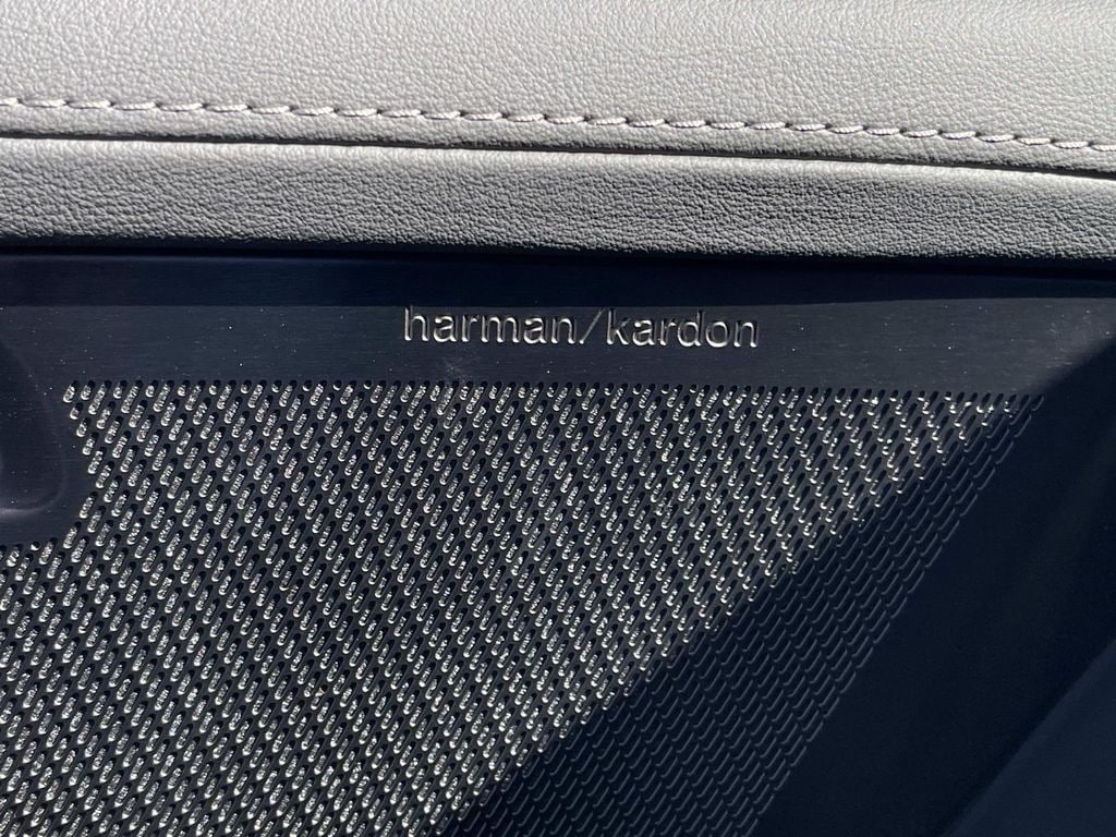 2026 Volvo XC90 Plus - Photo 26