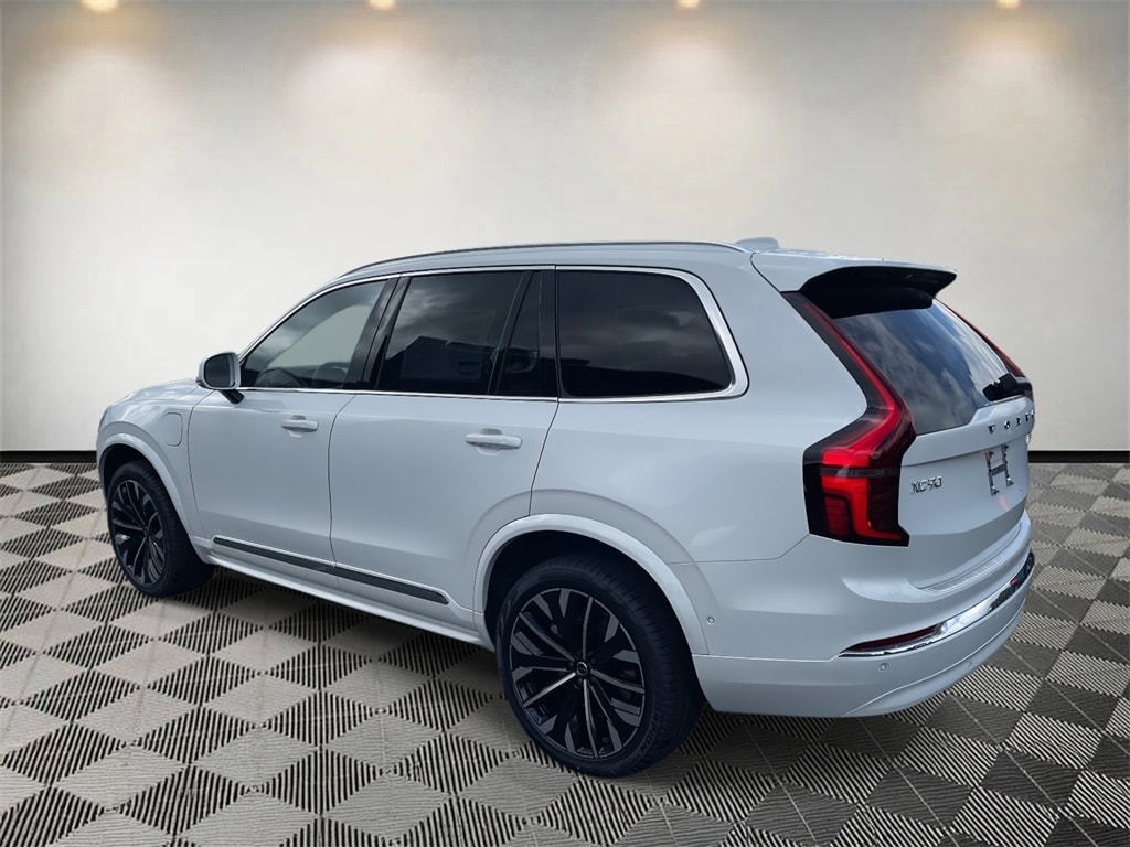 New 2025 Volvo XC90 plug-in hybrid T8 (2025.5) Plus 7-Seater SUV