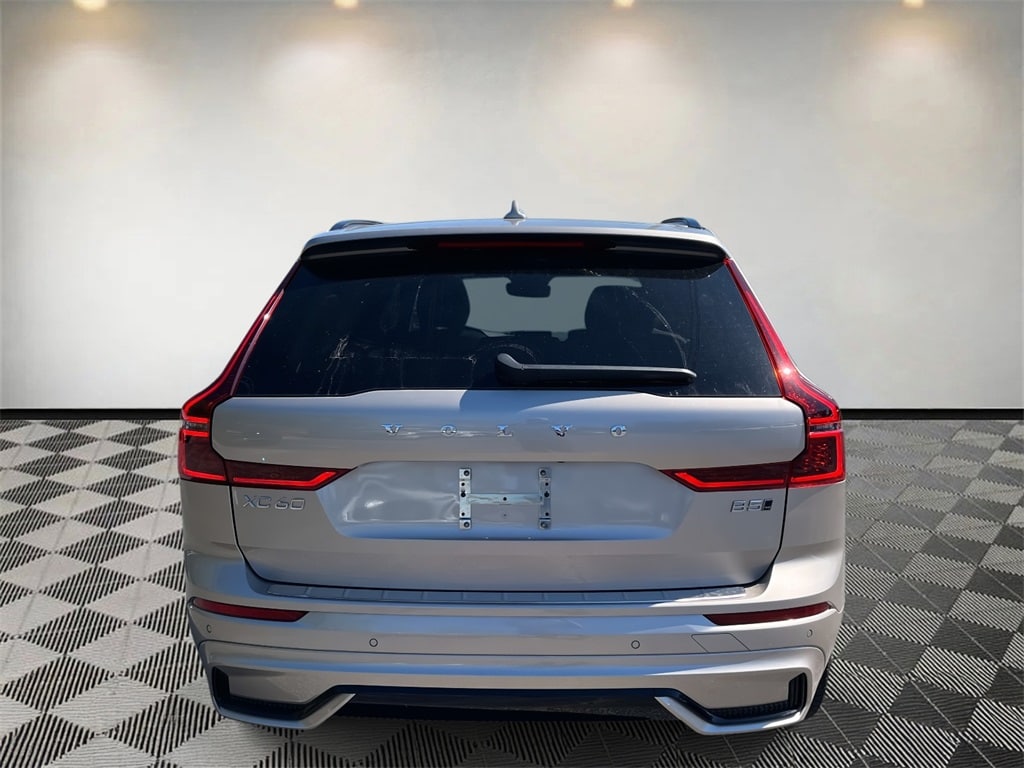 New 2026 Volvo XC60 B5 Plus SUV