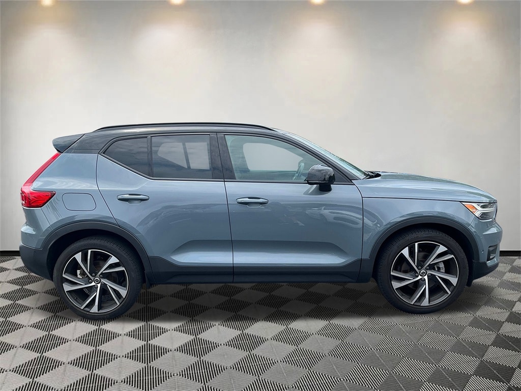 Certified 2021 Volvo XC40 R-Design with VIN YV4162UM0M2589733 for sale in Brentwood, TN