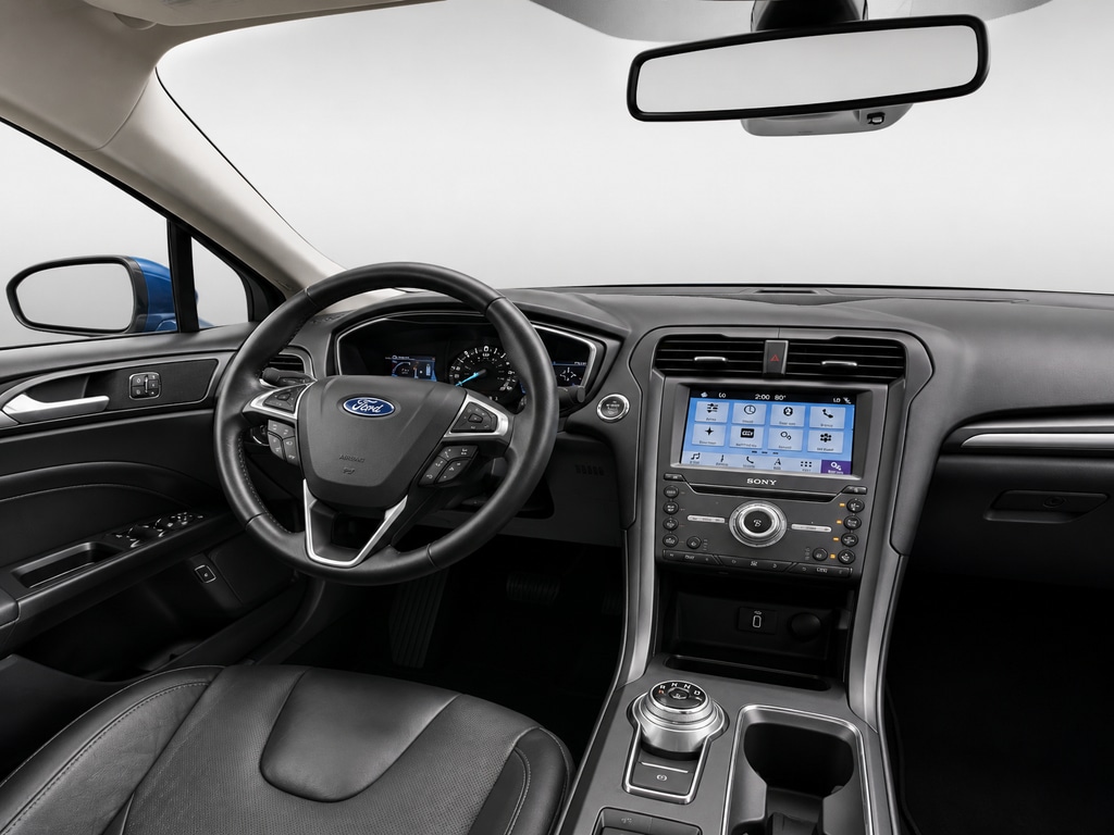 Used 2017 Ford Fusion Energi Titanium with VIN 3FA6P0SU1HR191435 for sale in Brentwood, TN