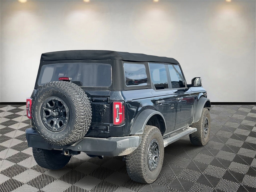 2022 Ford Bronco Wildtrak photo 3