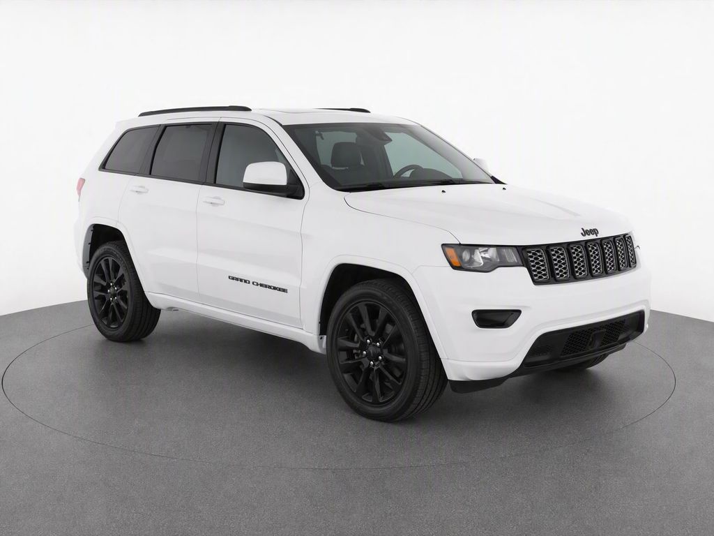 Used 2021 Jeep Grand Cherokee Laredo SUV