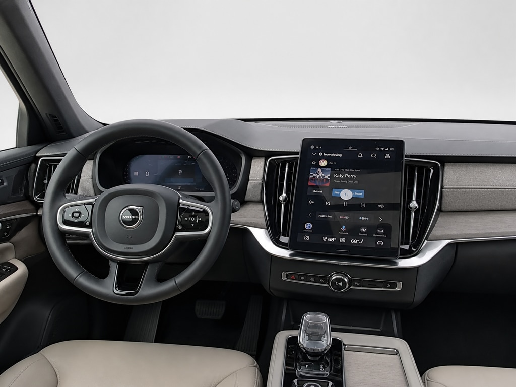 2026 Volvo XC90 Plus - Photo 21
