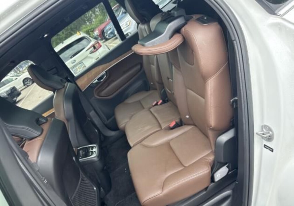 Used 2023 Volvo XC90 B6 AWD Plus 7-Seater SUV