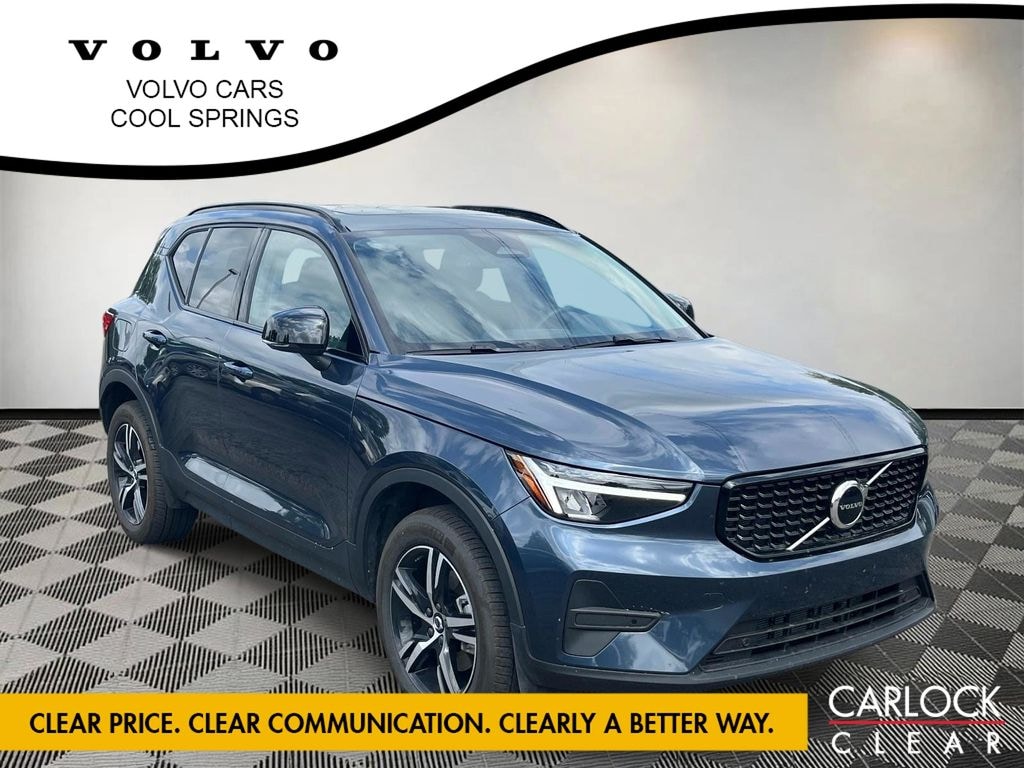 Certified 2026 Volvo XC40 B4 Core SUV