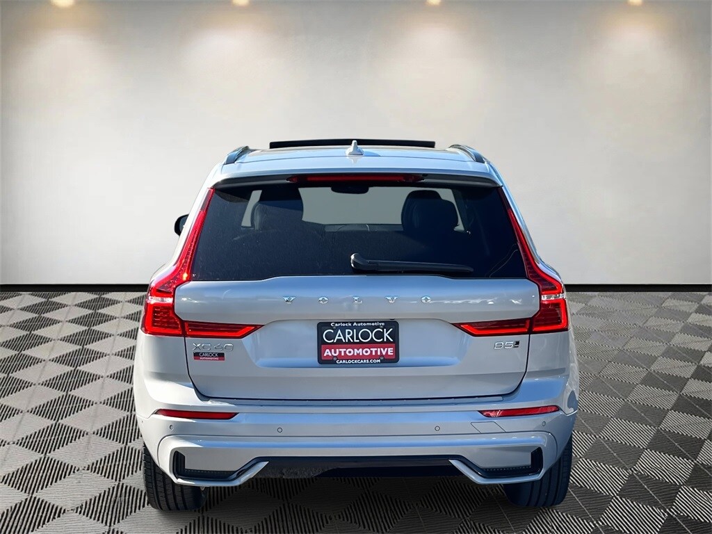 2025 Volvo XC60 B5 Plus photo 4