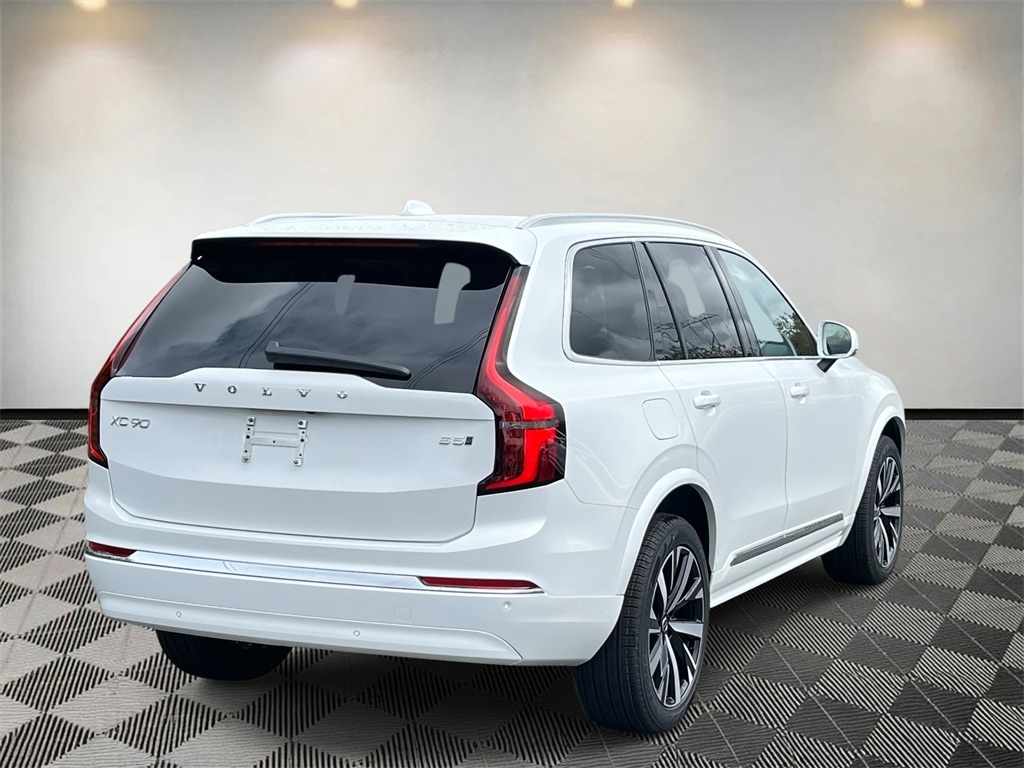 Used 2026 Volvo XC90 B5 Core SUV