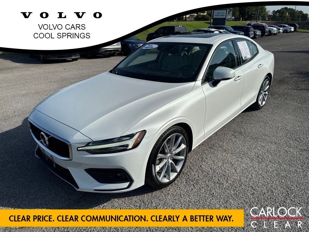 Used 2021 Volvo S60 T5 Momentum