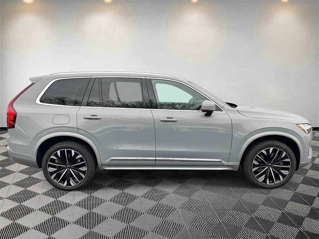New 2026 Volvo XC90 plug-in hybrid T8 Plus 7-Seater SUV