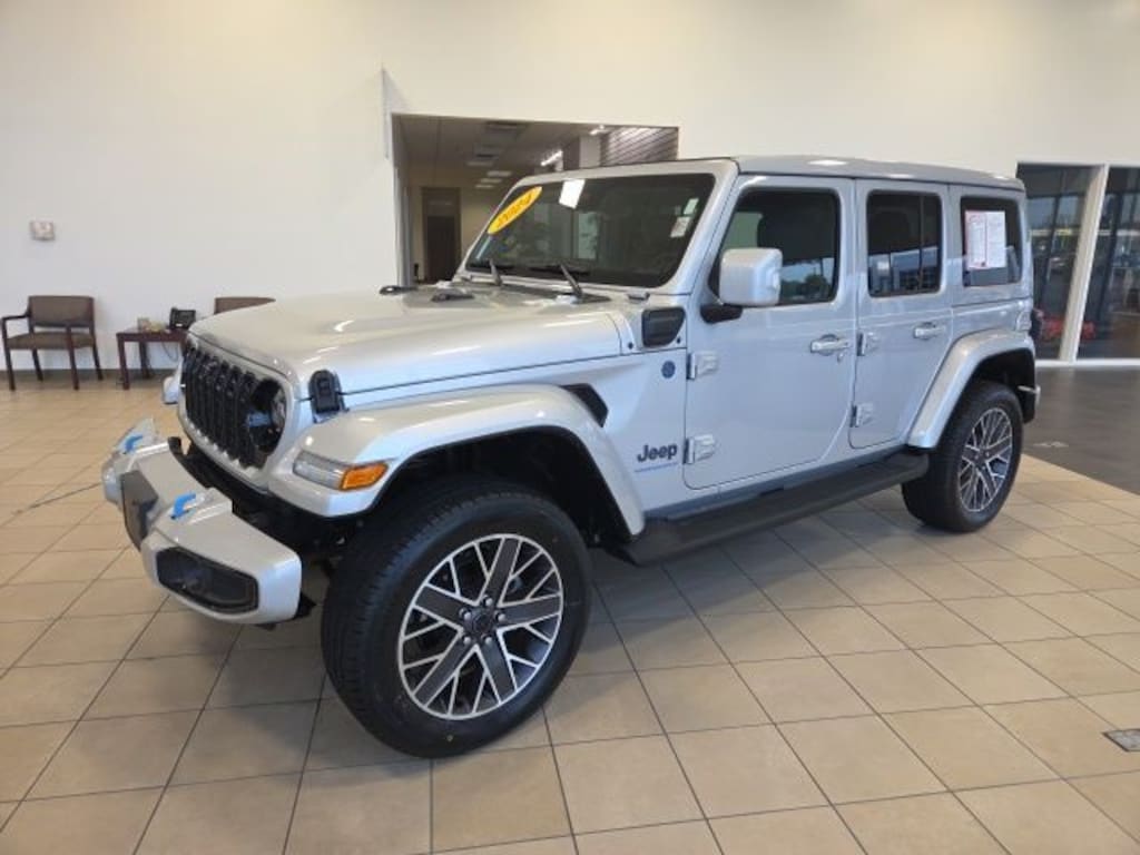 Used 2024 Jeep Wrangler 4xe High Altitude SUV
