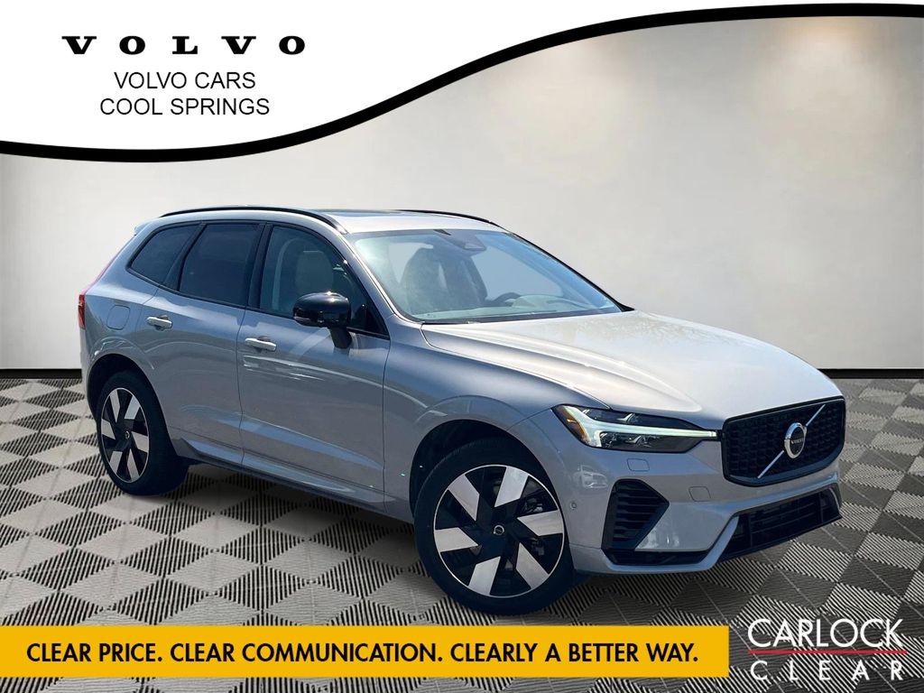 2025 Volvo XC60 plug-in hybrid SUV 