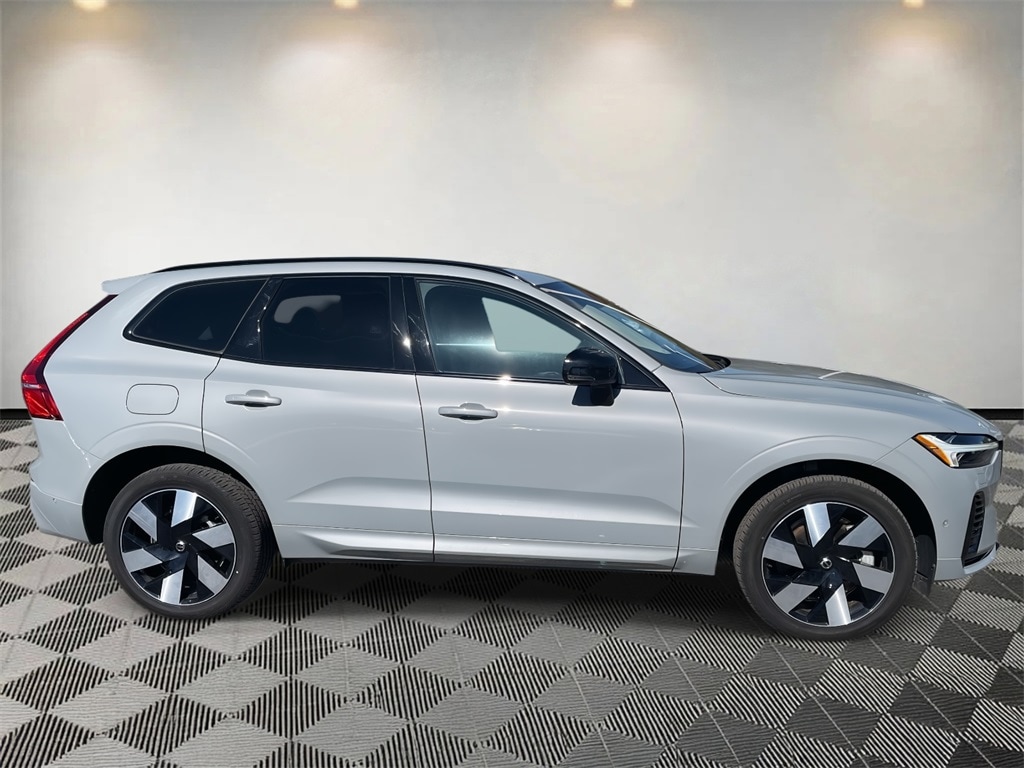 Certified 2024 Volvo XC60 plug-in hybrid T8 Plus Dark SUV