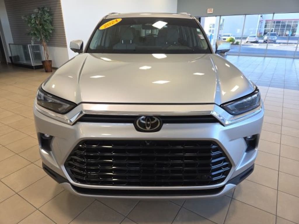 Used 2024 Toyota Grand Highlander SUV