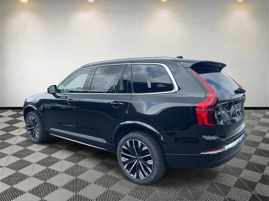 2025 Volvo XC90 Plus photo 4