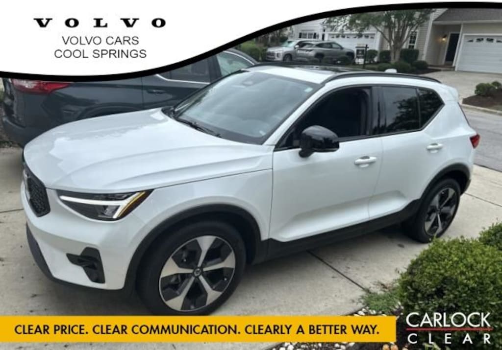 Used 2023 Volvo XC40 B5 AWD Plus Dark SUV