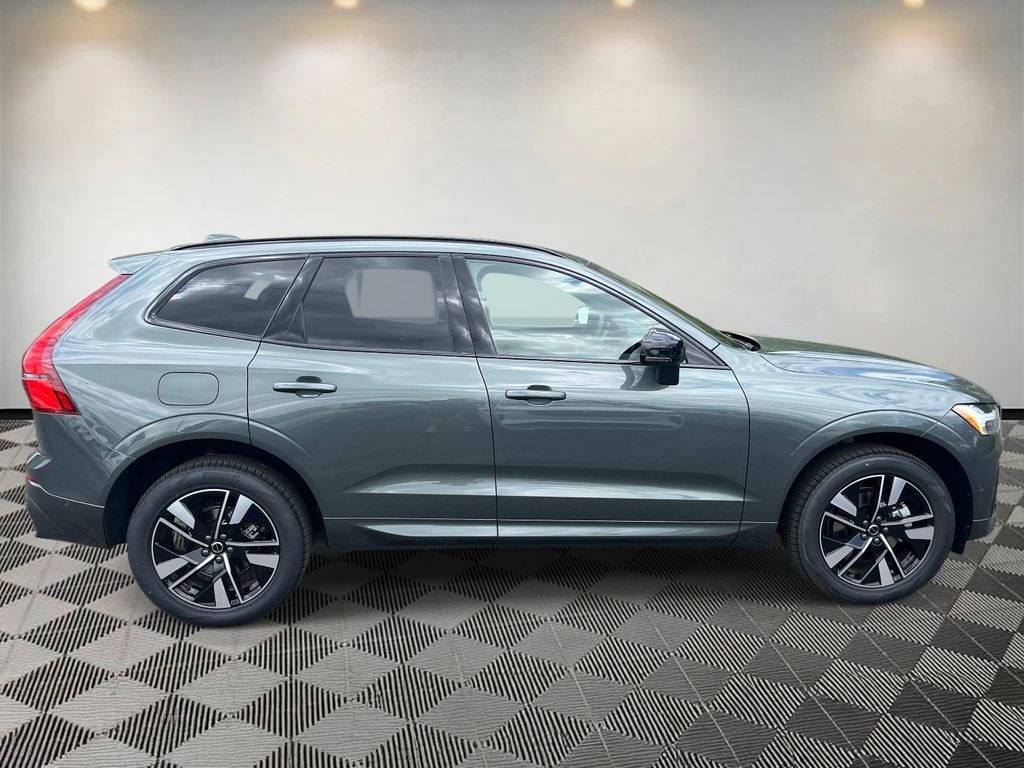 New 2026 Volvo XC60 B5 Plus SUV