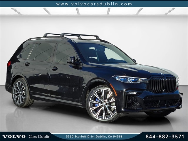 2020 BMW X7 M50i's photo