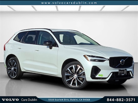 2023 Volvo XC60 Recharge Plug-In Hybrid T8 Plus Dark Theme SUV