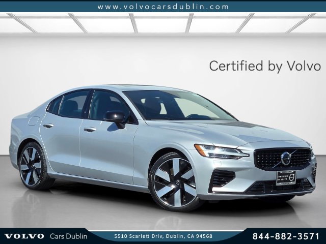 2025 Volvo S60 Ultra